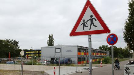 Die Grundschule am Telegrafenberg, gelegen an der Heinrich-Mann-Allee.