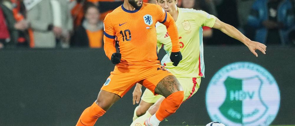 Pech für Memphis Depay. Ohne Pass geht es für ihn nicht in die Heimat.