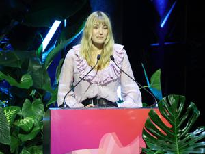 Stella Marie Markert, Regie-Studentin an der Filmuni Babelsberg, wurde für ihren Debütfilm „Danke für Nichts“ beim Nachpreis First Steps Awards ausgezeichnet.