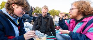 Am Samstag wird, wie hier in Bonn, in Potsdam Pudding mit Gabeln gegessen.