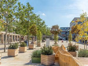 Blick in die Porschestraße in Wolfsburg.