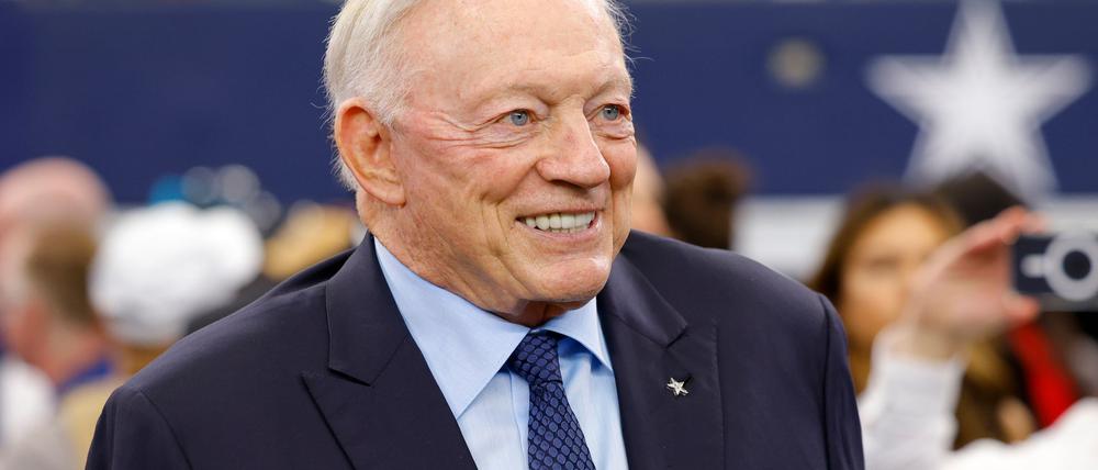 Jerry Jones nannte einen gezeigten Mittelfinger beim Sieg gegen die Jets "unabsichtlich". (Archiv-Foto)