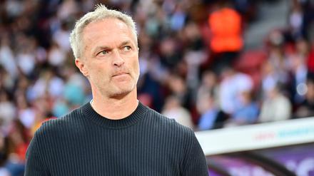 Bundestrainer Christian Wück will seine Auswahlspielerinnen im Liga-Betrieb öfter spielen sehen. (Archivbild) 