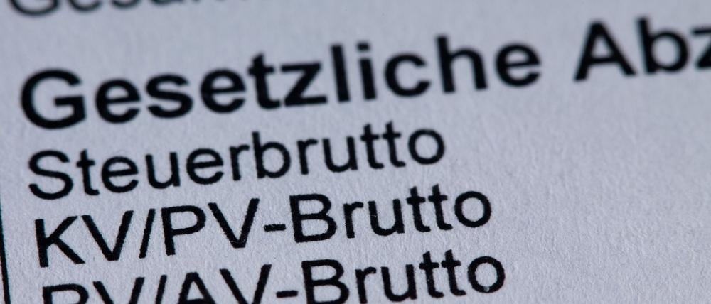 Die Beitragsbemessungsgrenze für die Krankenversicherung soll auf 5.812,50 Euro steigen. (Illustration)  