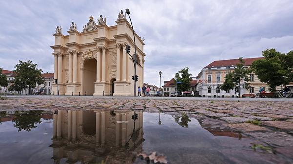 Am 11. Oktober findet vor dem Brandenburger Tor eine bunte Veranstaltung zum Weltmädchentag statt.