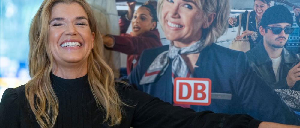 Mit Humor den Alltag im Zug erzählen. Engelke hat mit der Bahn eine Webserie gedreht 