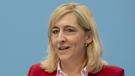 Pressekonferenz von Nina Warken CDU, Bundesministerin für Gesundheit (Archivbild)