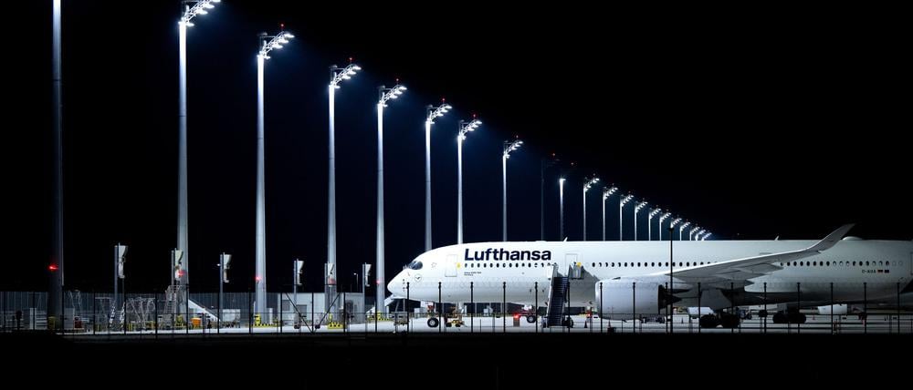 Zahlreiche Lufthansa-Jets könnten wegen eines Piloten-Streiks am Boden bleiben.