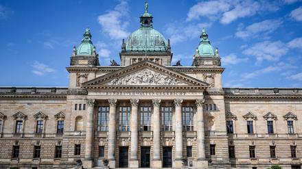 Blick auf das Bundesverwaltungsgericht (BVerwG) am Simsonplatz.