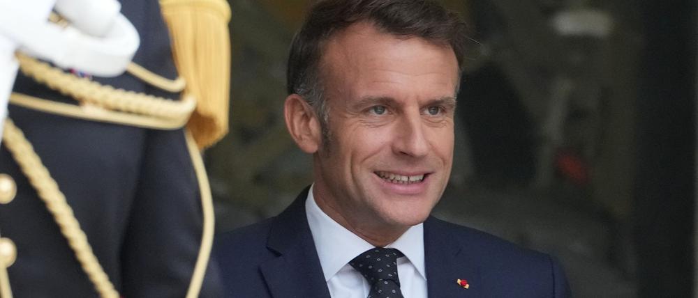 Wen ernennt Macron zu Frankreichs neuem Premier?