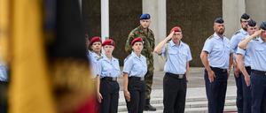 250 Rekrutinnen und Rekruten der Bundeswehr legen im Bendlerblock ihr Gelöbnis ab (Symbolbild).