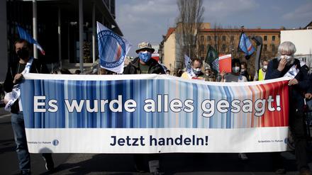 Scientists for Future demonstrieren im März 2022 in Berlin für einen radikalen Wandel der Klimapolitik.