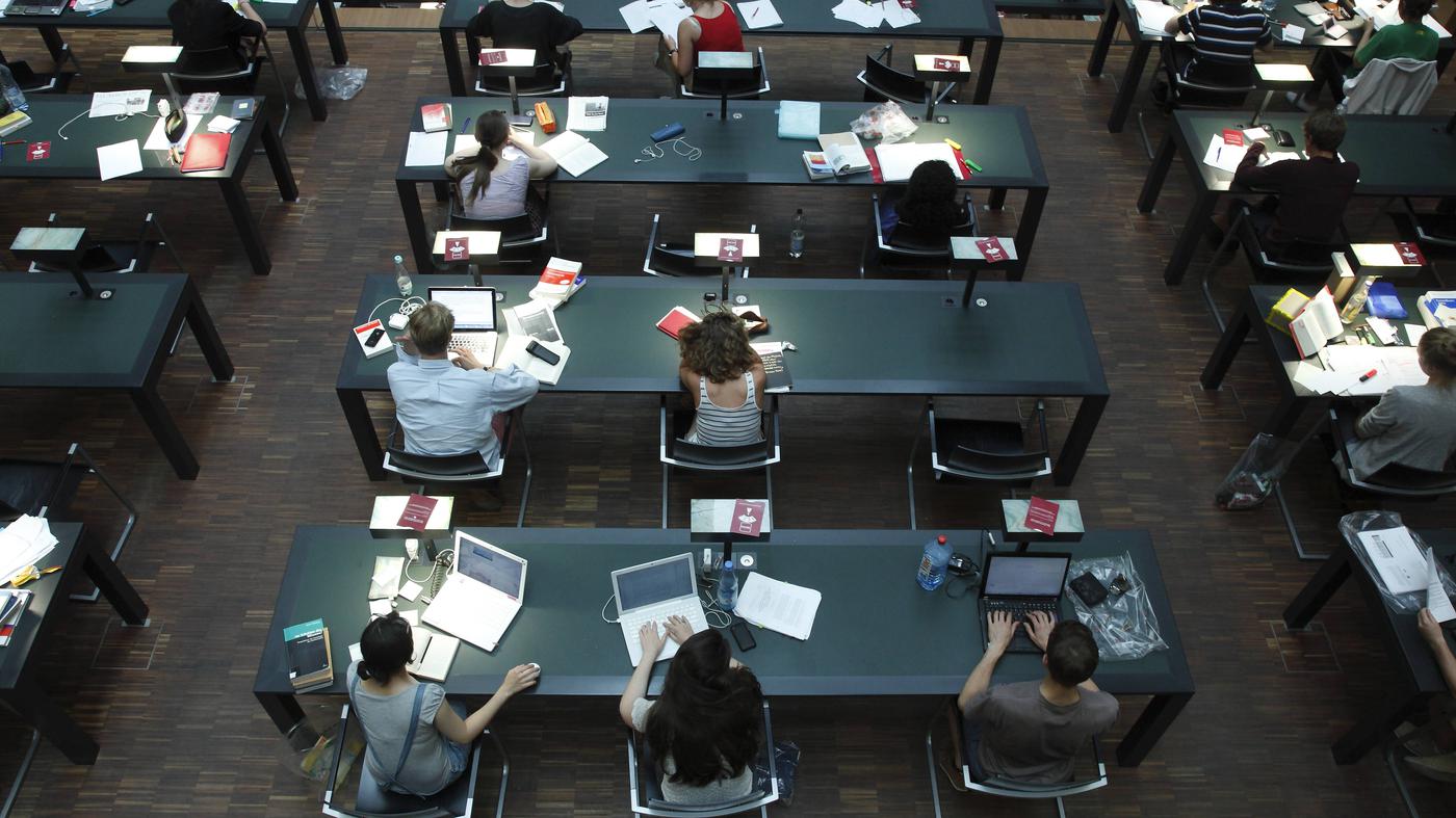 Entscheidung-an-der-Humboldt-Universit-t-Berlin-ffnen-sich-die-linken-Studierenden-f-r-BDS-Kampagnen-