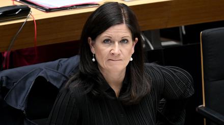 Schulleitungen aus Berlin-Mitte fordern die Bildungssenatorin Katharina Günther-Wünsch (CDU) um eine Stellungnahme im Fall Detlev Thietz.