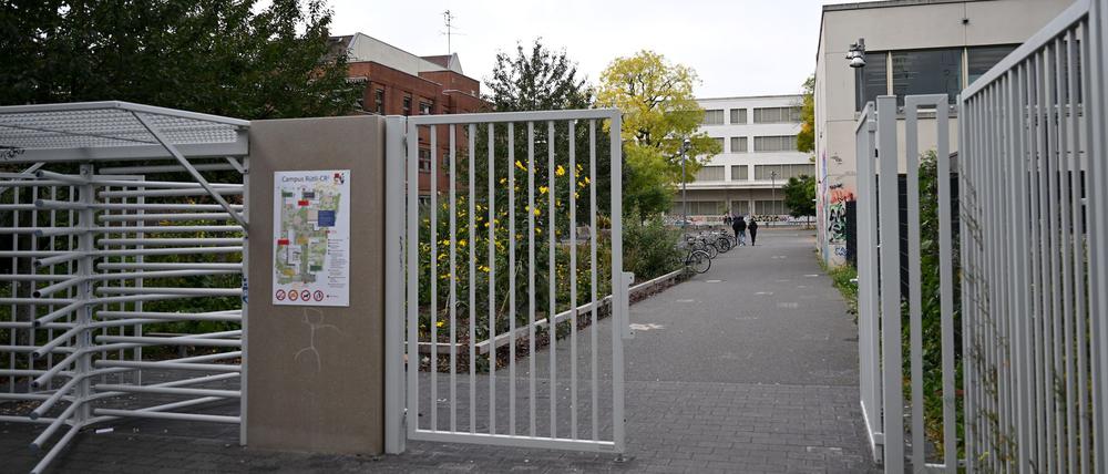 Eingang zum Campus der Rütli-Schule in Berlin.