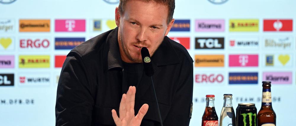 Julian Nagelsmann berichtet über seine Torwart-Pläne.
