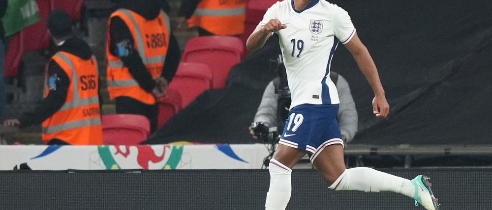 Ollie Watkins erzielte ein Tor für England