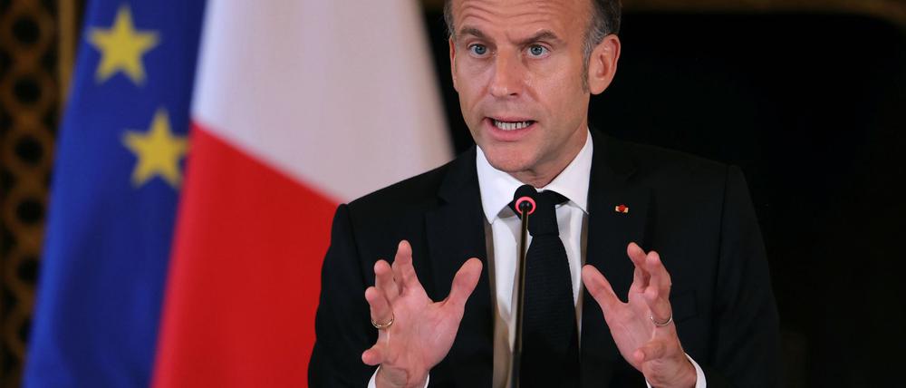 Für die Ernennung eines neuen Premiers hat Macron sich eine Frist bis zum heutigen Freitag gesetzt.