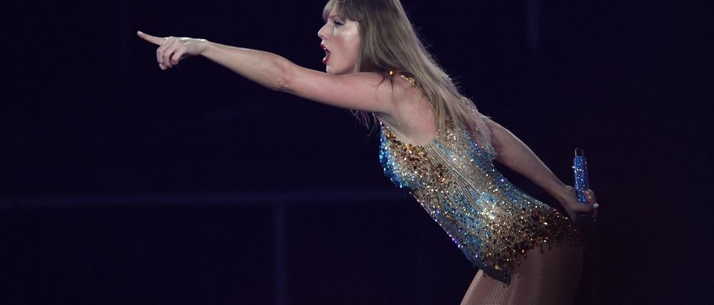 Bilder des Jahres 2024, Entertainment 02 Februar Entertainment Themen der Woche KW08 Entertainment Bilder des Tages February 23, 2024, Sydney, Sydney Nsw, Australia: Taylor Swift performs at Sydney Accor Stadium in Sydney. Sydney Australia - ZUMAr188 20240223_zip_r188_005 Copyright: xDanishxRavix
