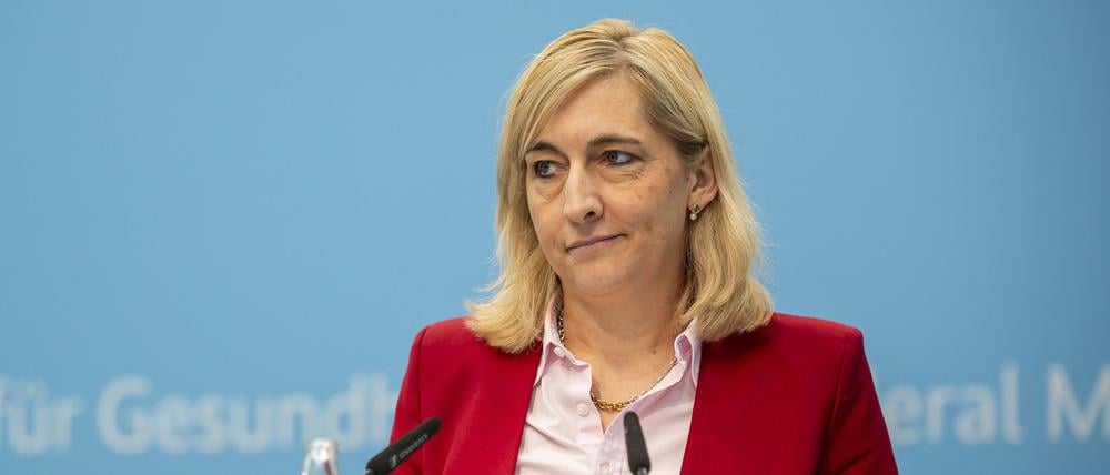 Gesundheitsministerin Nina Warken (CDU) kommt wohl um unpopuläre Maßnahmen nicht herum.