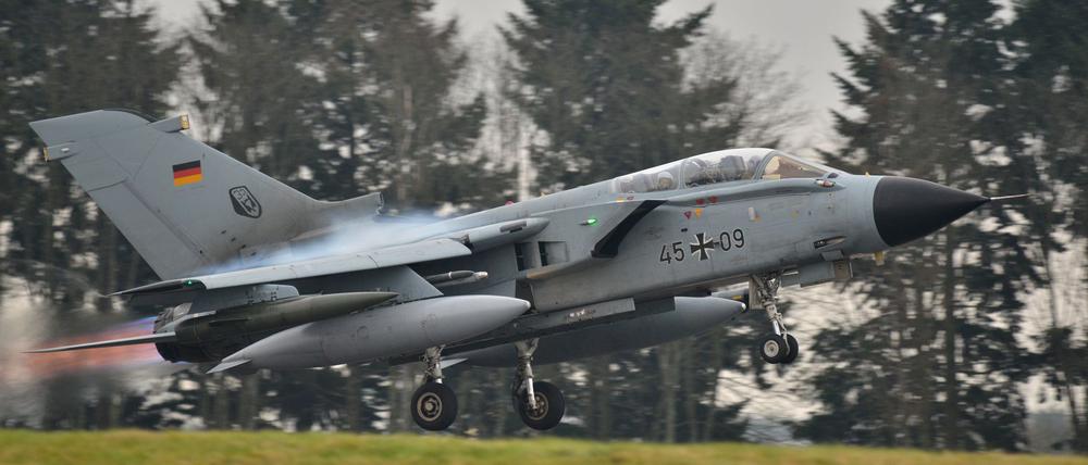 Deutschland hat für die Übung unter anderem drei Tornados angemeldet. (Archivbild)