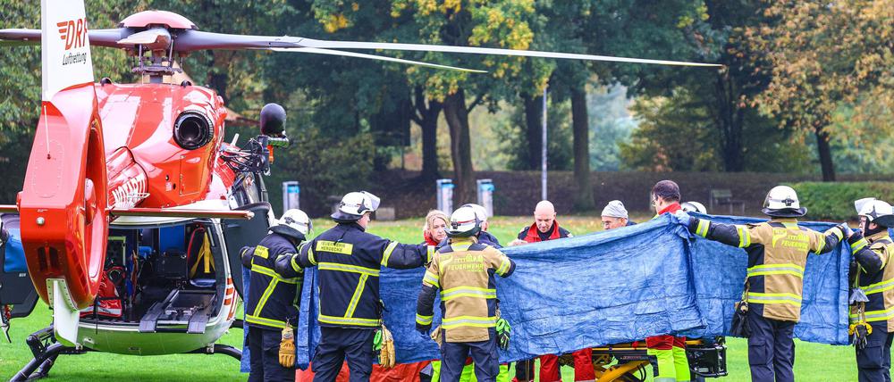 Mit einem Rettungshubschrauber war Iris Stalzer mit lebensgefährlichen Verletzungen in ein Krankenhaus geflogen worden. (Archivbild)
