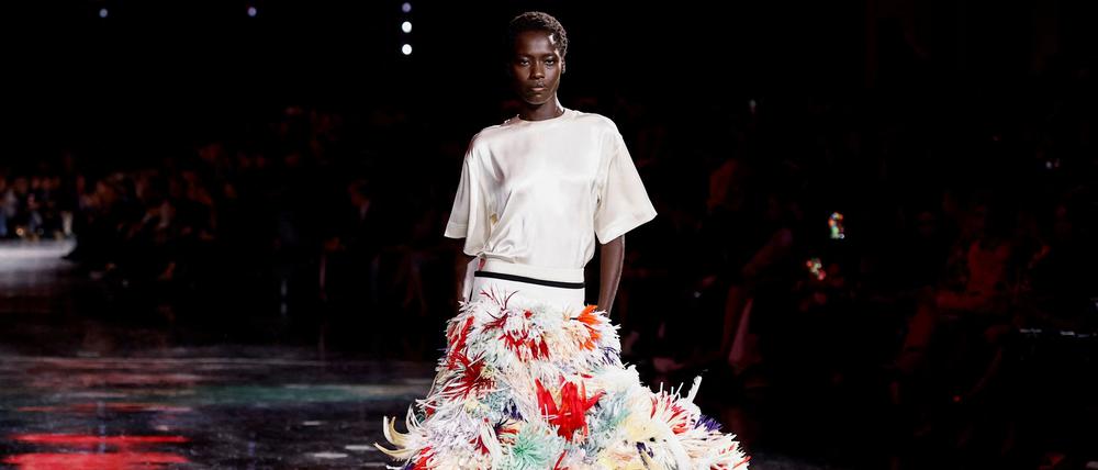 Model Awar Odhiang presents a creation by designer Matthieu Blazy as part of his Spring/Summer 2026 Women's ready-to-wear collection show for the fashion house Chanel during Paris Fashion Week in Paris, France, October 6, 2025. REUTERS/Benoit Tessier