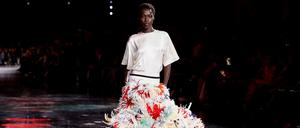 Model Awar Odhiang presents a creation by designer Matthieu Blazy as part of his Spring/Summer 2026 Women's ready-to-wear collection show for the fashion house Chanel during Paris Fashion Week in Paris, France, October 6, 2025. REUTERS/Benoit Tessier