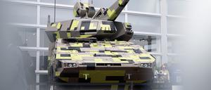 Ein Flugabwehrsystem Skyranger 30 auf einem Boxer. 