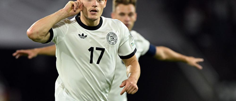 Florian Wirtz jubelt über sein Tor gegen Nordirland (Archivbild).