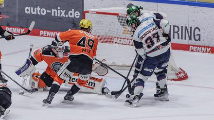 Die Eisbären siegten in Frankfurt.