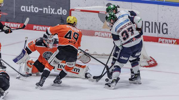 Die Eisbären siegten in Frankfurt.