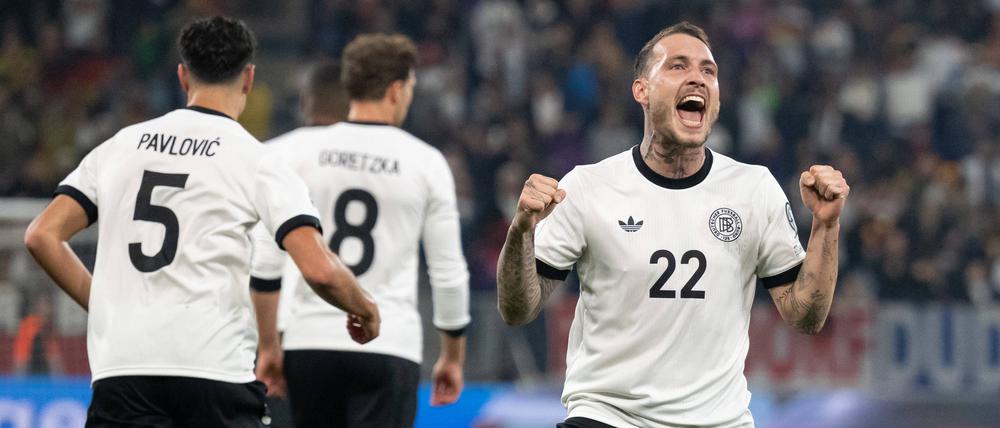 Endlich wieder Grund zum Jubeln. David Raum feiert sein Tor beim 4:0 gegen Luxemburg.