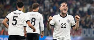 Endlich wieder Grund zum Jubeln. David Raum feiert sein Tor beim 4:0 gegen Luxemburg.