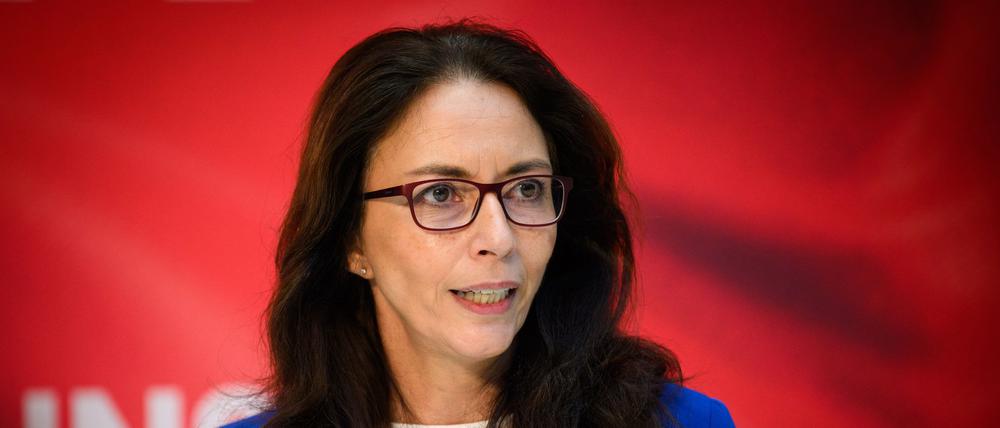 Yasmin Fahimi, Vorsitzende des Deutschen Gewerkschaftsbundes (DGB), äußert sich anlässlich der DGB-Bundesvorstandsklausur in der DGB-Zentrale.