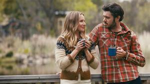 Kristen Bell und Adam Brody in „Nobody Wants This“