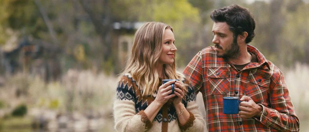 Kristen Bell und Adam Brody in „Nobody Wants This“