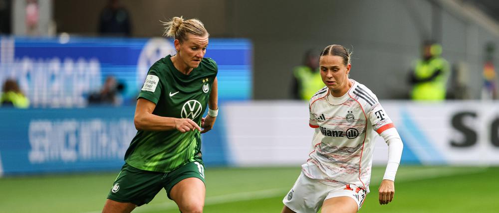 Alexandra Popp (li.) und Klara Bühl (re.).