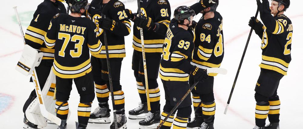 Die Boston Bruins bleiben unter Trainer Marco Sturm ungeschlagen.