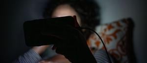 Die Symptome der Wechseljahre, wie etwa Schlafstörungen können ganz unterschiedlich sein und heftig.