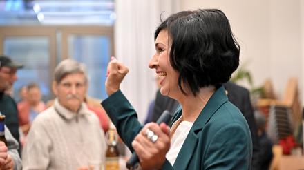 Noosha Aubel bei der Wahlparty im Haus der Frauen.