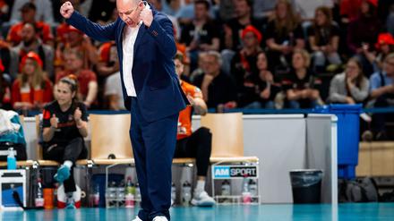 Trainer Joel Banks und die BR Volleys haben den Ligacup gewonnen. (Archivbild)