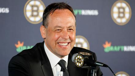 Marco Sturm hat derzeit gut lachen als Cheftrainer der Boston Bruins.