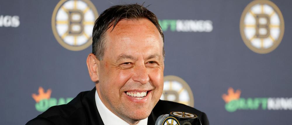 Marco Sturm hat derzeit gut lachen als Cheftrainer der Boston Bruins.