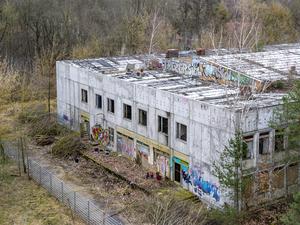 Die ehemalige Kaserne Hessenwinkel in Berlin-Rahnsdorf steht seit Jahrzehnten leer