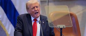 US-Präsident Donald Trump spricht am 13. Oktober 2025 vor der Knesset in Jerusalem. 