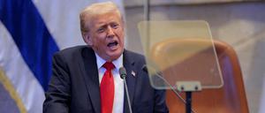 Donald Trump spricht am 13. Oktober in der Knesset.