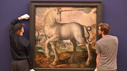 Vorabeinblick in die Ausstellung „Das Fabeltier in der Kunst“. Maerten de Vos’ Werk von 1572 wird im Museum Barberini aufgehängt.