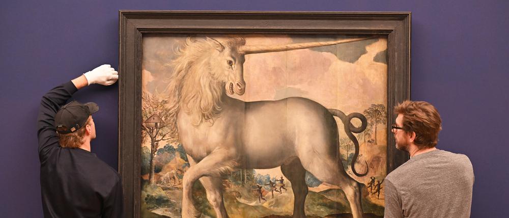 Vorabeinblick in die Ausstellung „Das Fabeltier in der Kunst“. Maerten de Vos’ Werk von 1572 wird im Museum Barberini aufgehängt.