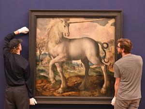 Vorabeinblick in die Ausstellung „Das Fabeltier in der Kunst“. Maerten de Vos’ Werk von 1572 wird im Museum Barberini aufgehängt.